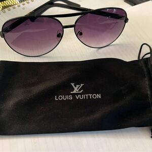 Louis Vuitton Women’s Aviator Sunglasses.  NWOT